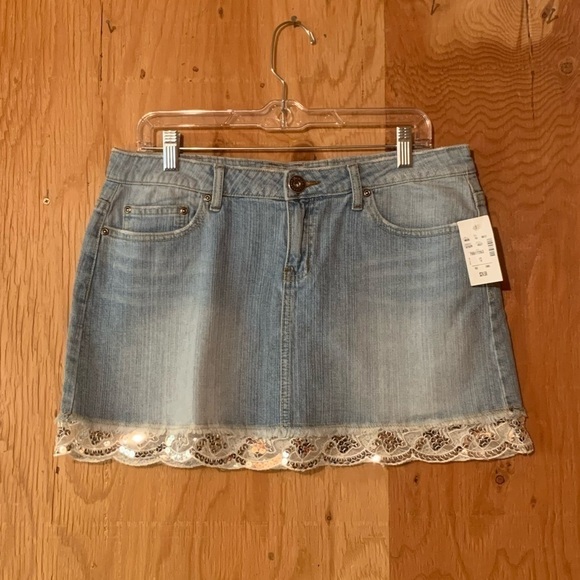 YMI Dresses & Skirts - NWT YMI Mini Jean Skirt with lace hem 13 juniors